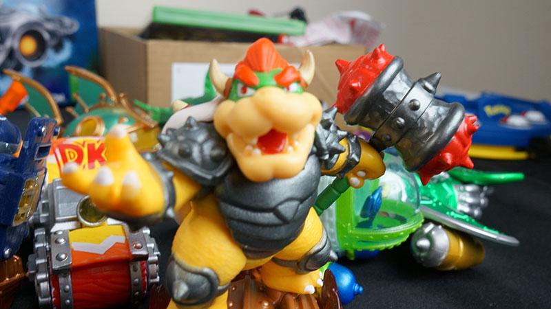 Illustration for article titled The Skylanders Superchargers Toys Are Mostly Great